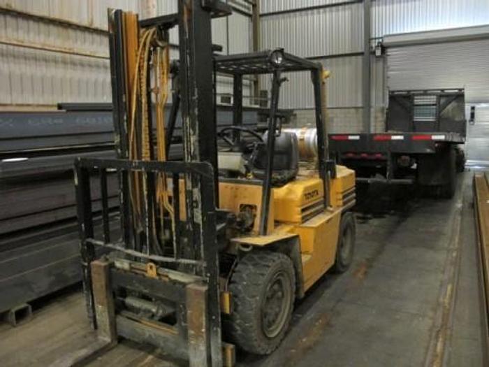 Used Thursday, January 30, 2014 10:30 AM (ET), First Class Construction