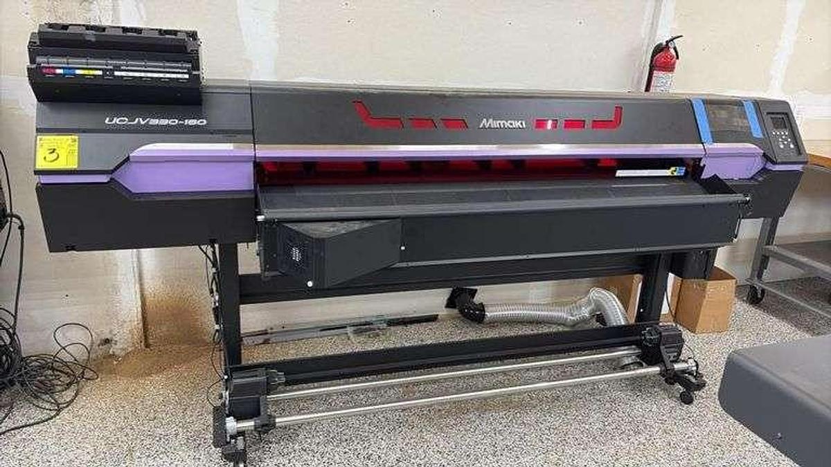 Used Thursday, February 12, 2026, 10:00 AM (CT) - Hersteller May Printing & Embroidery