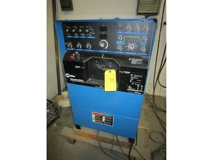 Used 12/8/2010, Commercial Sheetmetal Company