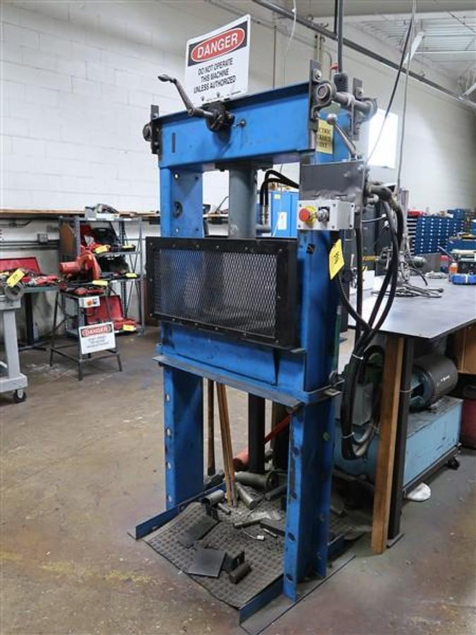 Used Thursday, August 21, 2025, 1:00 PM (ET) - Taylor Corporation (OH)