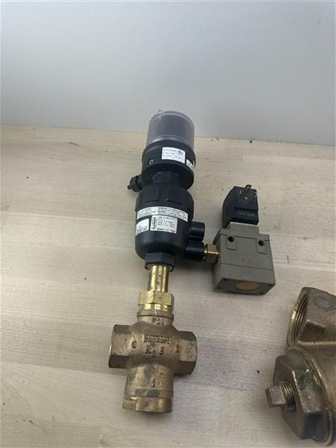 Used Wednesday, December 10, 2025, 1:00 PM (ET) - Chris Stanley's Industrial Surplus