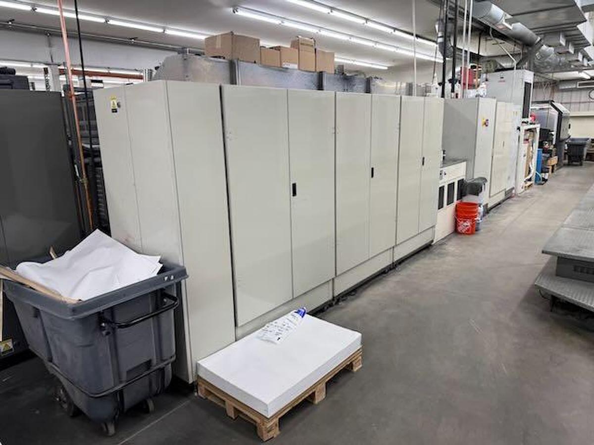 Used 2011 Komori GL40 HUV (6/C with Aqueous Coater)