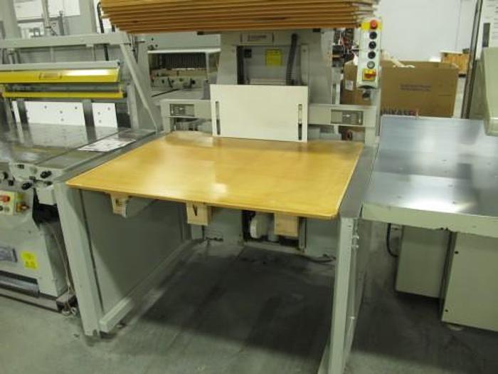 Used Tuesday, April 22, 2014 1:00 PM (ET), Graphic Visual Solutions