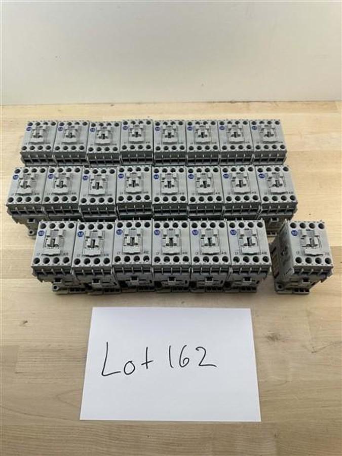 Used Wednesday, December 10, 2025, 1:00 PM (ET) - Chris Stanley's Industrial Surplus