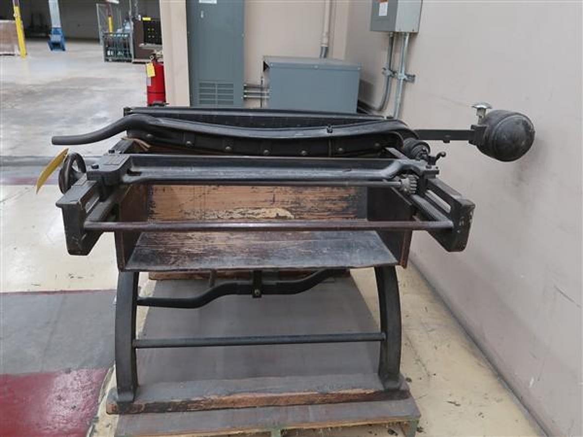 Used Wednesday, November 12, 2025, 1:00 PM (ET) - Reindl Bindery