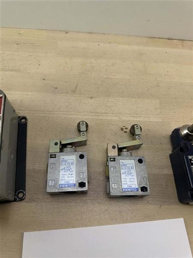 Used Wednesday, December 10, 2025, 1:00 PM (ET) - Chris Stanley's Industrial Surplus