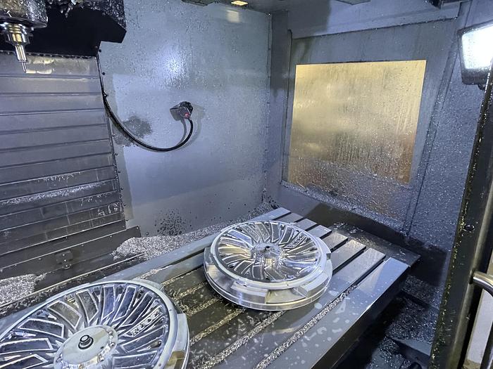 Used 2017 HAAS VF-3SSYT CNC Vertical Machining Center