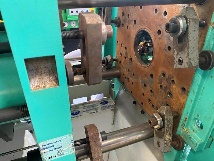 Used 1997 Arburg Allrounder Selecta 270S 250-60 Injection Moulding Machine