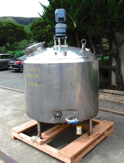 Used Tank, 350 Gallon, S/st, Jkt, Agit, CT/FBTank, 350 Gallon, S/st, Jkt, Agit, CT/FB #C742057