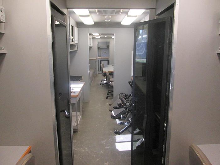 Used 2005 Farber Specialty Command Center Trailer