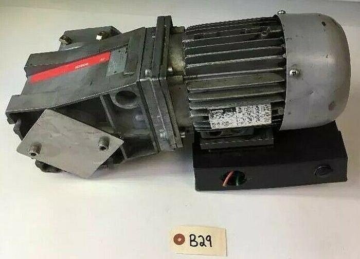 Used Lenze Gear Motor MDEMA1M071-32 W/ Gear Box GKR04-2E HAK071C32 Warranty!