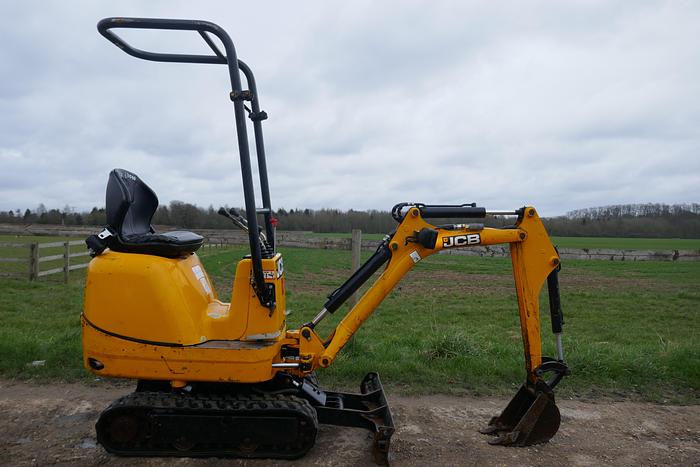 Used 2017 JCB 8008 CTS