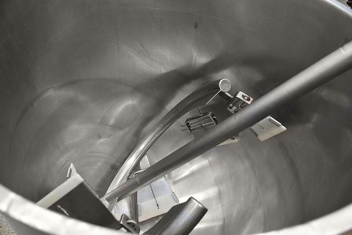 Used GROEN INA/2-200, 200 GAL. "DIRECT" STEAM KETTLE w/ AGITATION & SCRAPE SURFACE (#757C)