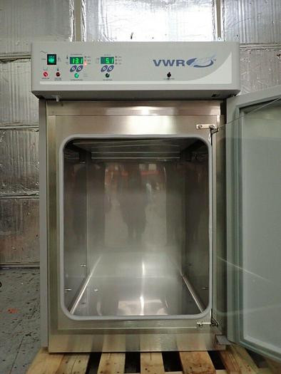 Used VWR Sheldon Manufacturing Model 2300 Water-Jacketed Heated CO2 Incubator