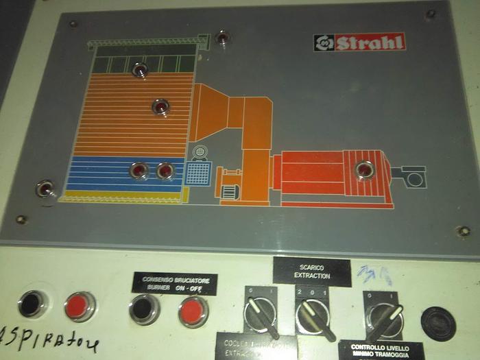 Usato Essiccatoio per cereali verticale, STRAHL 1500 FAZ 6 moduli