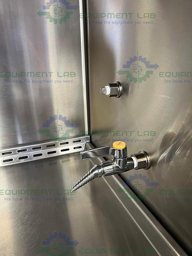 Used Baker  Sterilgard III Advance SG403A Class II Type A2 Bio Safety Cabinet 4 Ft