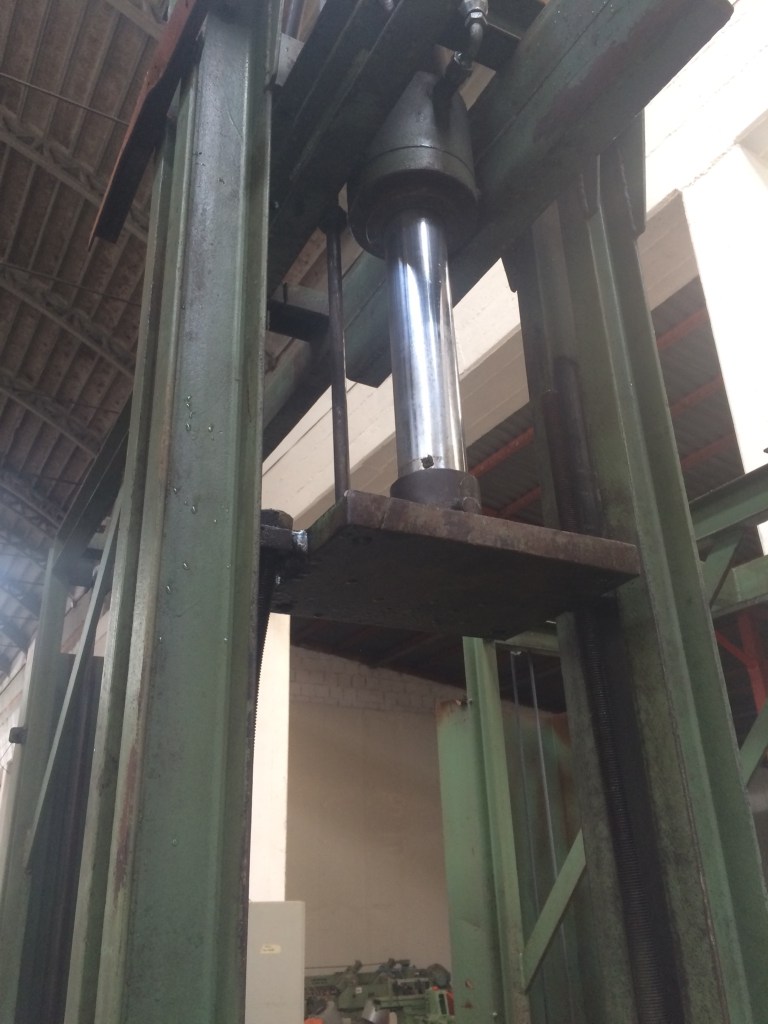 Usato Pressa snervatrice per legno massiccio 182×30