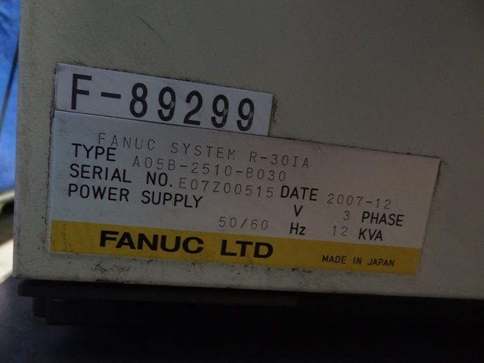 Used FANUC R2000iB/165F 6 AXIS CNC ROBOT