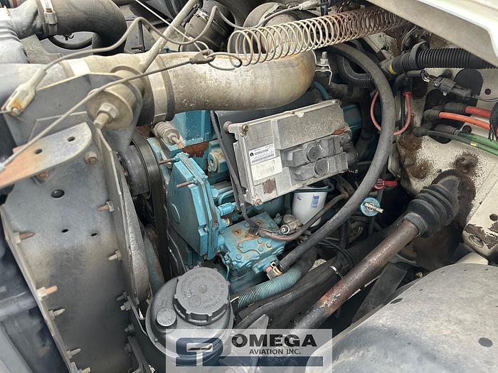 Used 1999 Global 2100LBNR Aircraft Deicer Truck