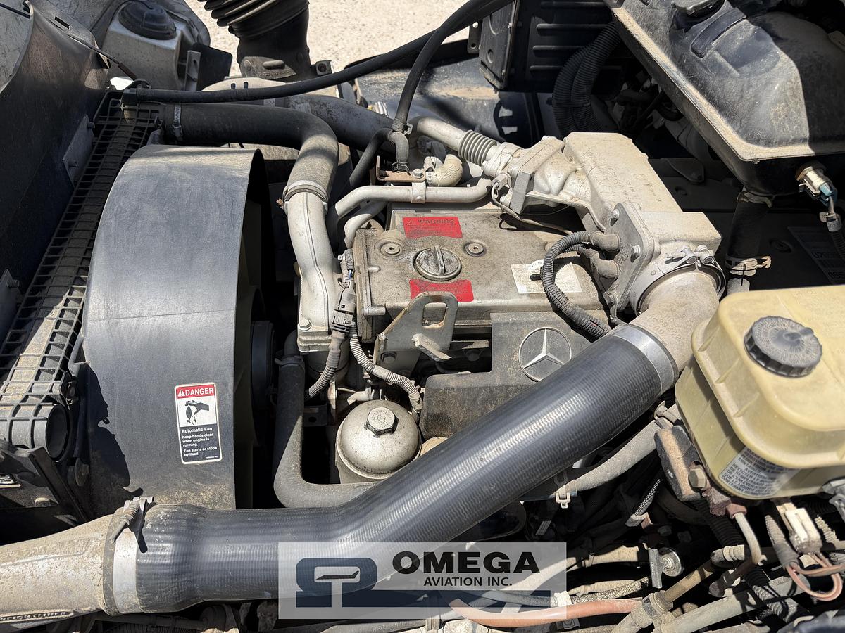 Refurbished 2004 Premier MT43P18 Aircraft Deicer Truck For Sale or Lease