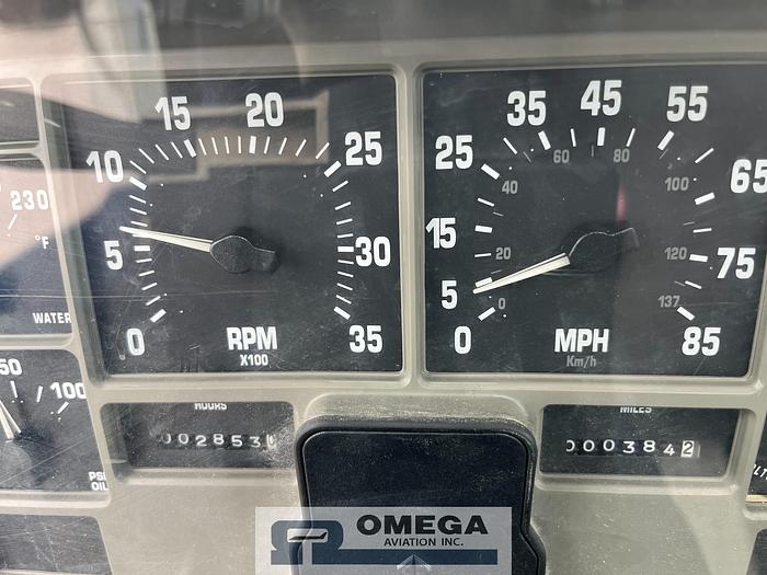 Used 1999 Global 2100LBNR Aircraft Deicer Truck