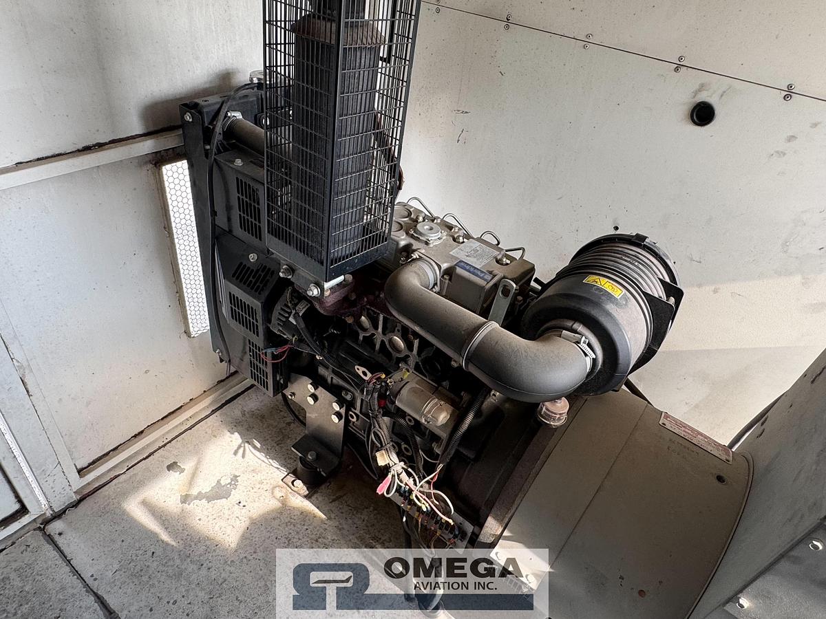 Refurbished 2003 Premier MT35P18 Aircraft Deicer Truck