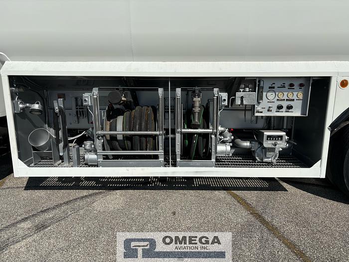 Refurbished 2000 International / Garsite 5,000 Gallon Jet Fuel Truck