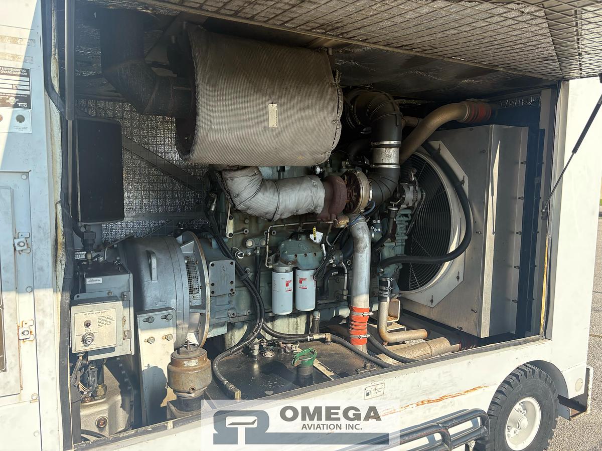 Refurbished 2004 TUG / Stewart & Stevenson TMD-250