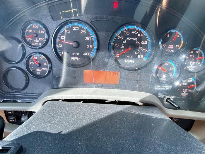 Used 2012 International Beverage Truck DURASTAR 4300