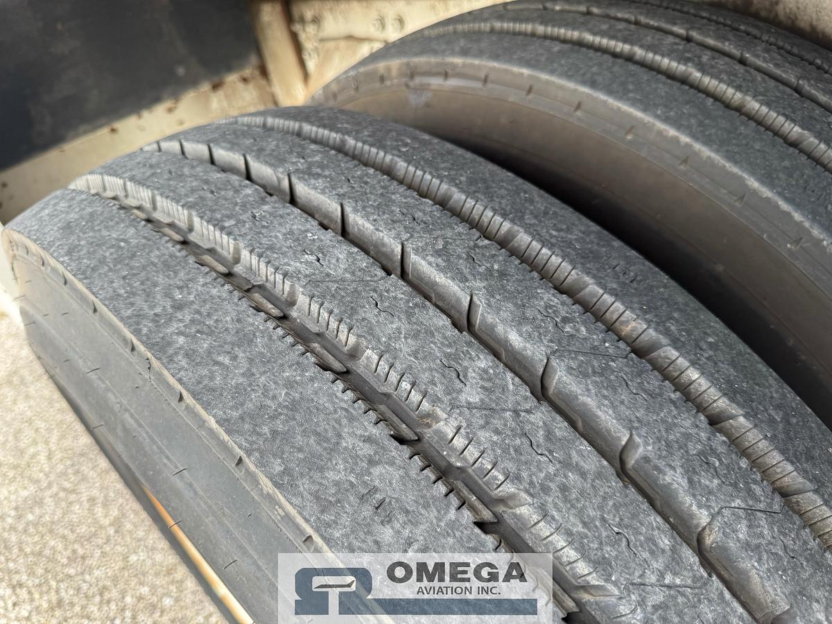 Refurbished 2003 Premier MT35P18 Aircraft Deicer Truck