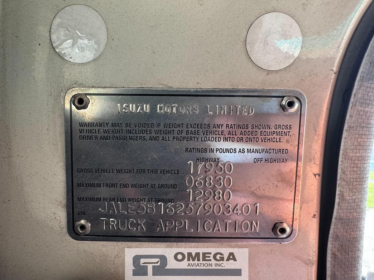 Refurbished 2005 Stinar SLS-500PL Lavatory Service Truck – Isuzu NPR Chassis