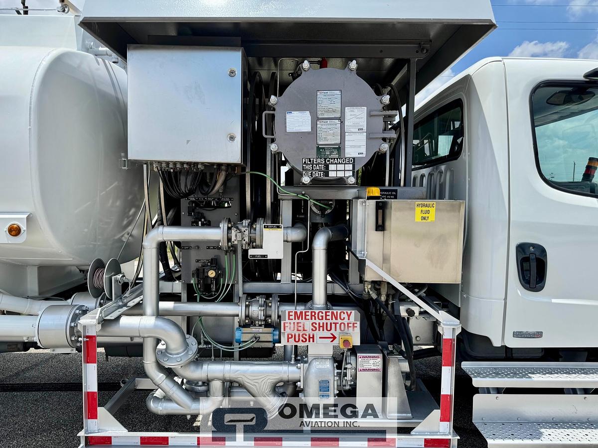 Used 2005 DTS 3,000 Gallon Jet Fuel Truck