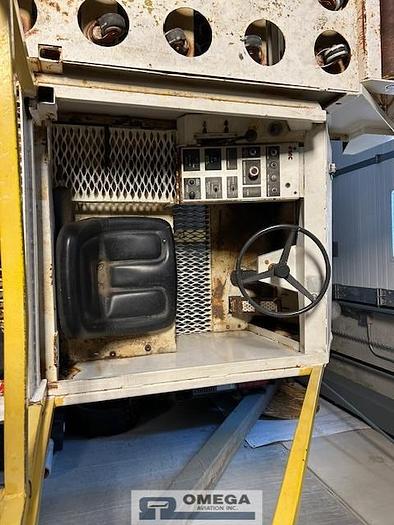 Used 1987 FMC MDL-40 Main Deck Cargo Loader