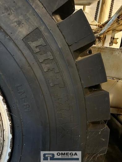 Used 1987 FMC MDL-40 Main Deck Cargo Loader