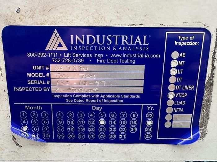 Used 1997 NMC-Wollard TML704 Maintenance Lift Unit