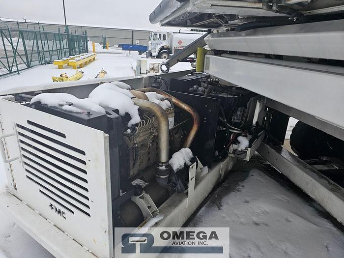 Used 1998 FMC Commander 15