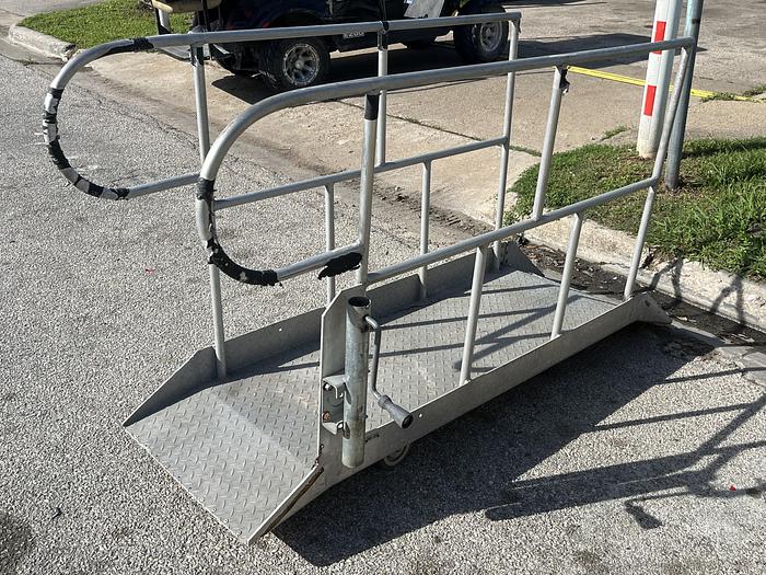 Used Mobile Loading Bridge Adapter