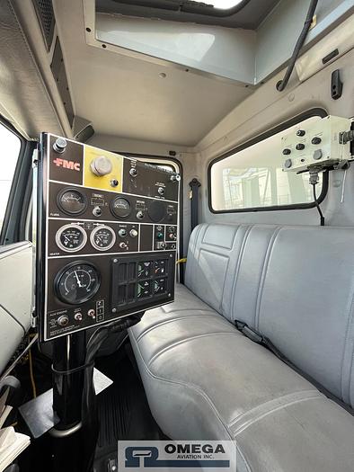 Used Unit 9481 - 1998 FMC LMD2000 Aircraft Deicer Truck