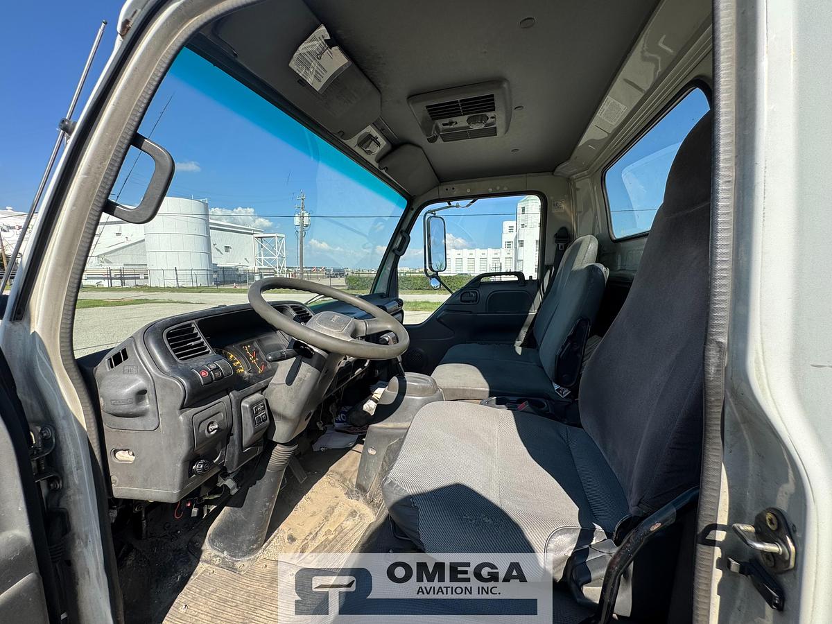 Refurbished 2005 Stinar SLS-500PL Lavatory Service Truck – Isuzu NPR Chassis