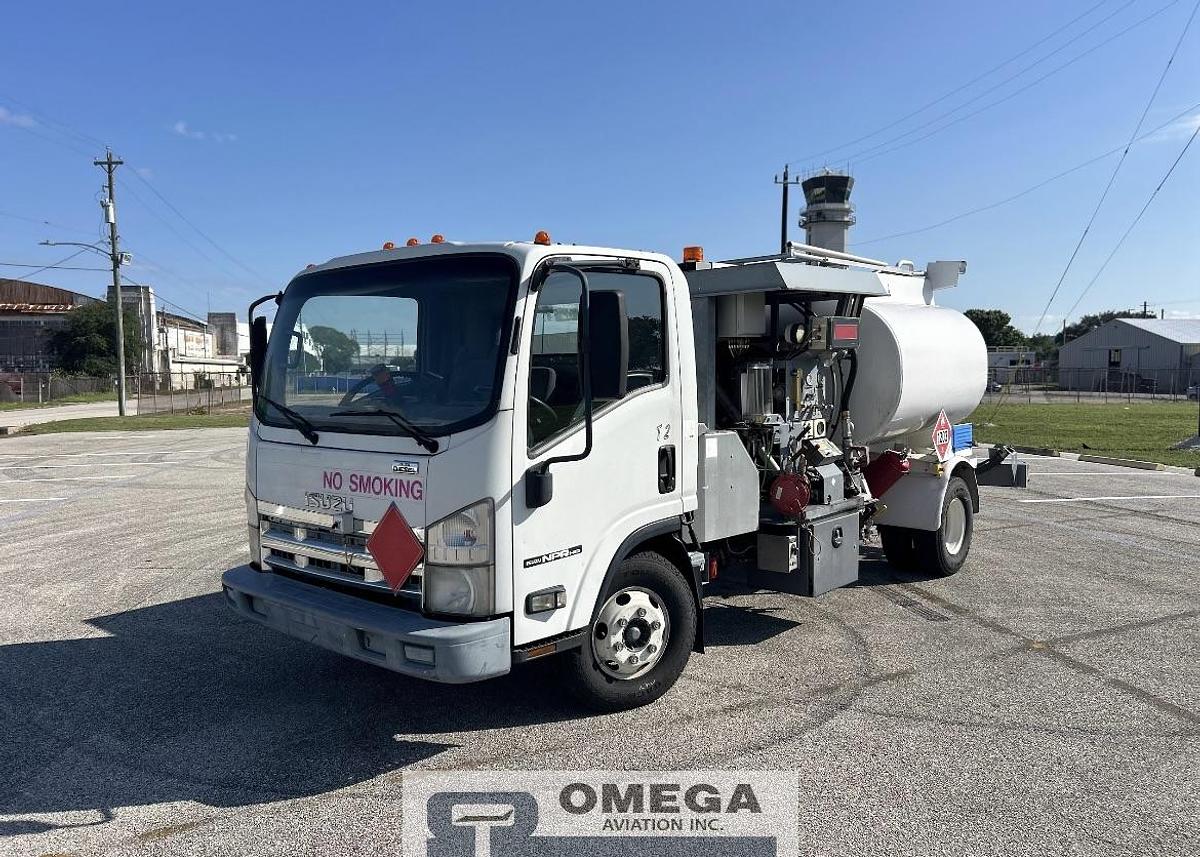 Refurbished 2008 DTS / Isuzu 1000 Gallon Avgas Fuel Truck (VIN 4971)