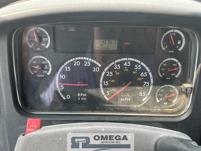 Used Unit #: 17334 - 2006 International chassis, Manufactured by DTS.