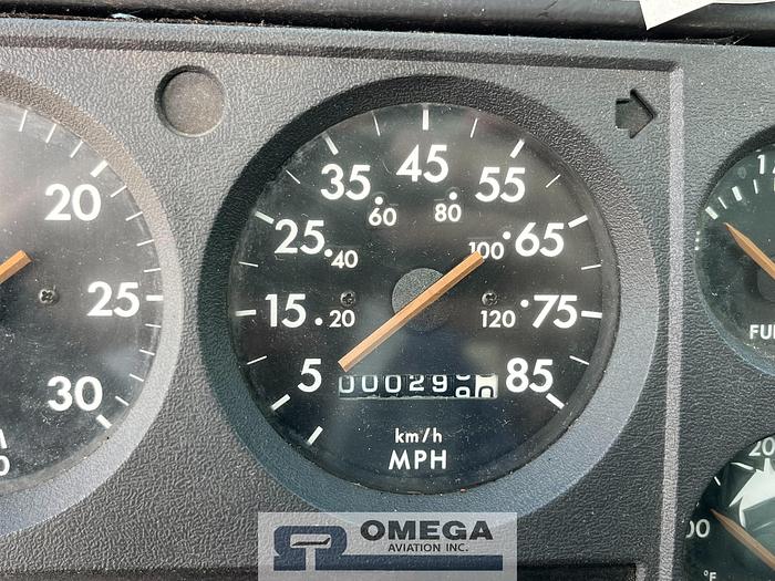 Used Unit 9481 - 1998 FMC LMD2000 Aircraft Deicer Truck