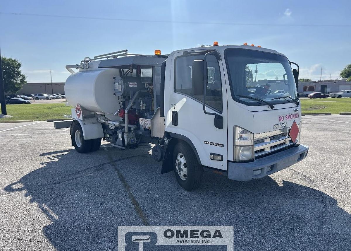 Refurbished 2008 DTS / Isuzu 1000 Gallon Avgas Fuel Truck (VIN 4971)