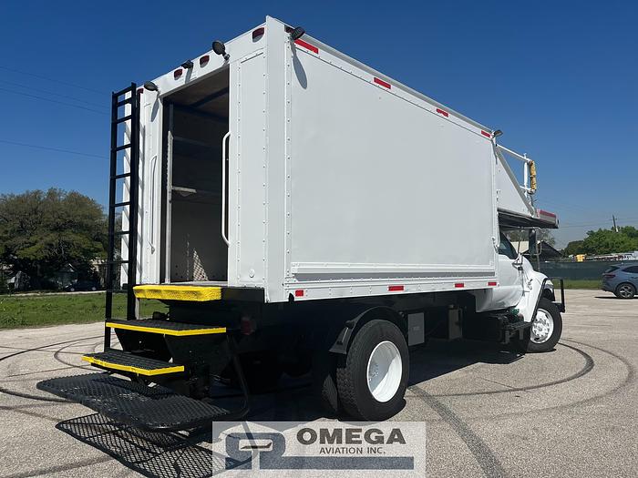 Used 2001 Hi-Way / Kidron S-70-14 / 4CB14AH Airport Catering Truck (With Title)