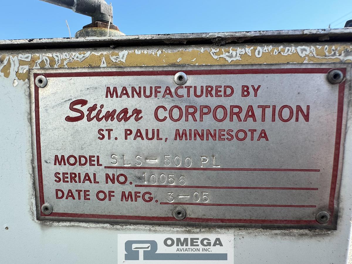 Refurbished 2005 Stinar SLS-500PL Lavatory Service Truck – Isuzu NPR Chassis