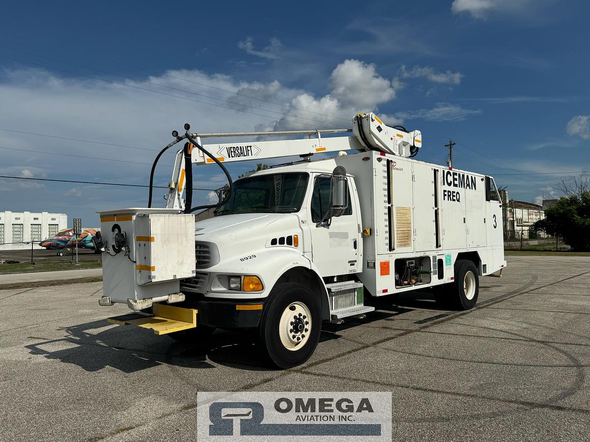 Refurbished 2003 Premier MT35P18 Aircraft Deicer Truck