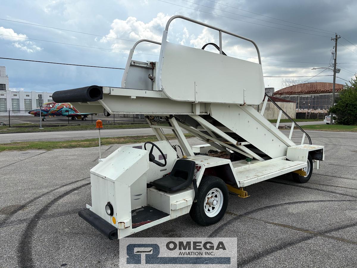 Used Wollard TLPH-310E Passenger Stairs - Diesel