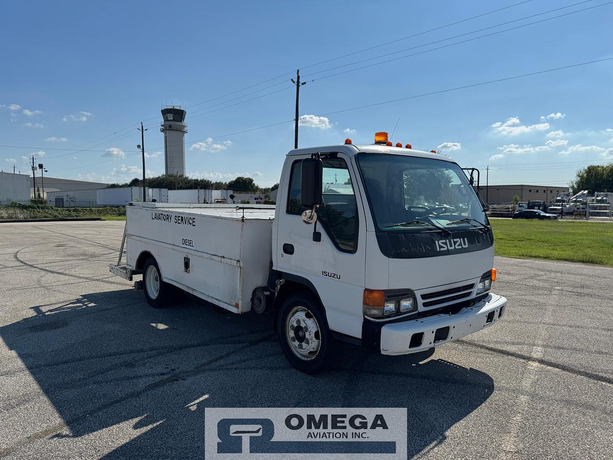 Refurbished 2005 Stinar SLS-500PL Lavatory Service Truck – Isuzu NPR Chassis