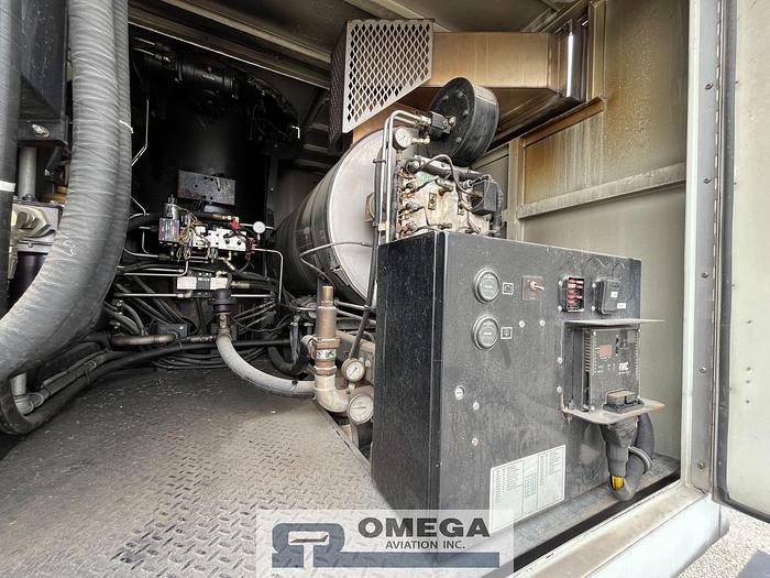 Used 2002 FMC LMD2000 Aircraft Deicer with AirFirst Blower