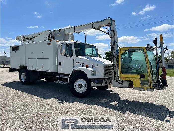 Used 2002 FMC LMD2000 Aircraft Deicer with AirFirst Blower